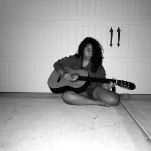 Meet your Posher, Estefania